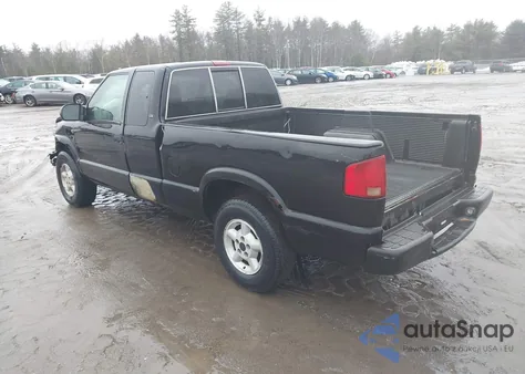 2003 Chevrolet S-10 Ls from USA, damaged, VIN 1GCDT19X838283705